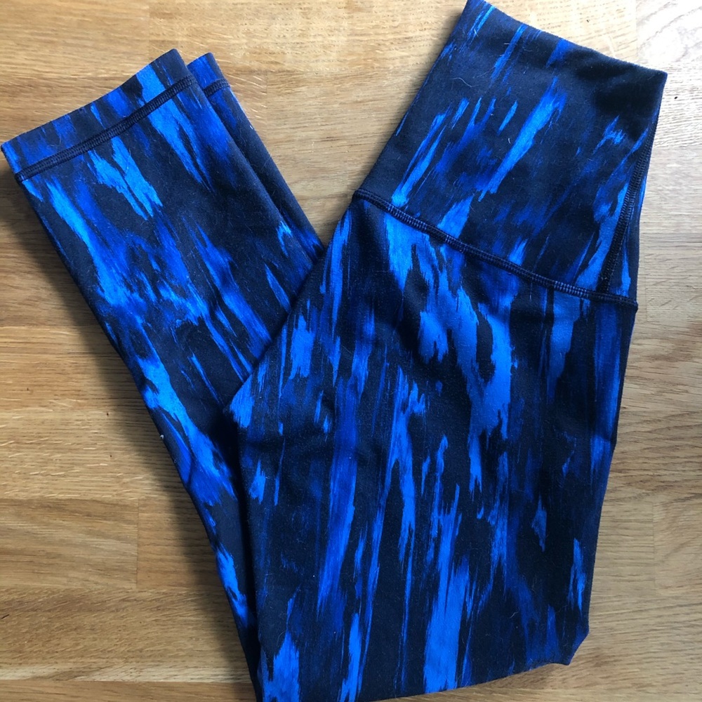 High waisted Lululemon 3/4 tights